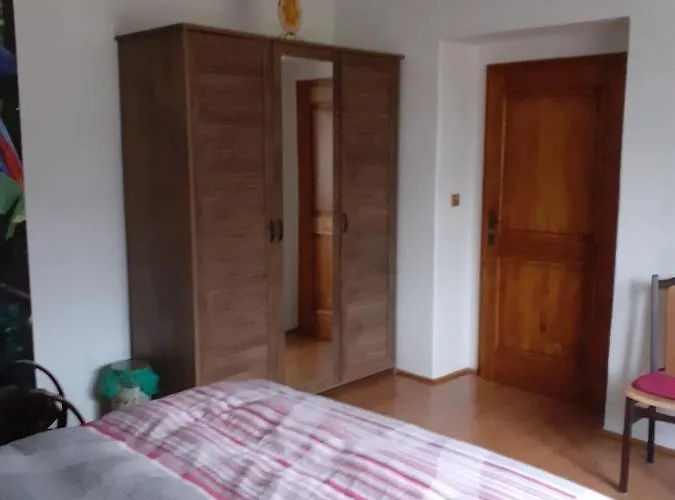 Accommodatie bij particulieren Ema *